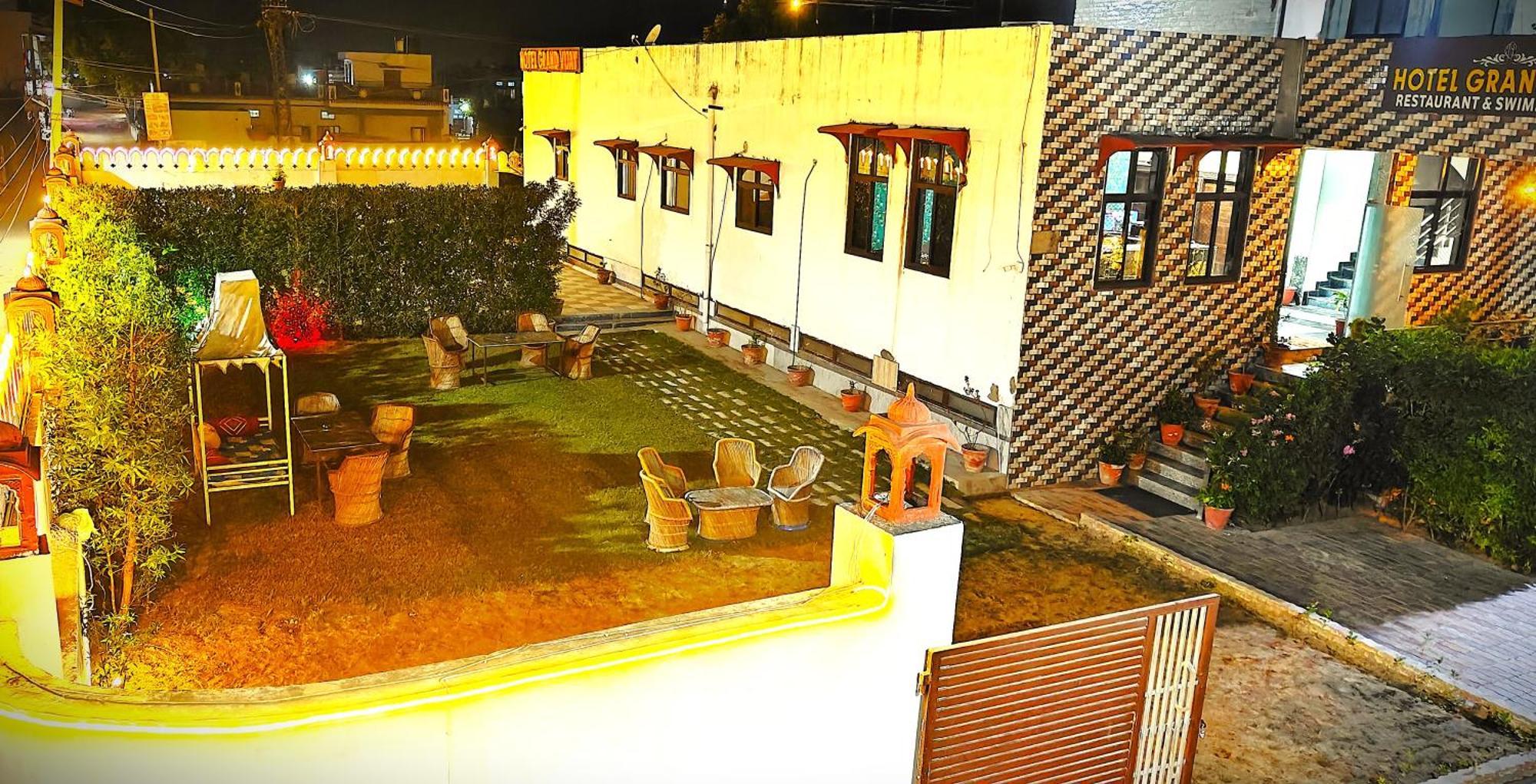 Hotel Grand Vijay Pushkar Eksteriør bilde