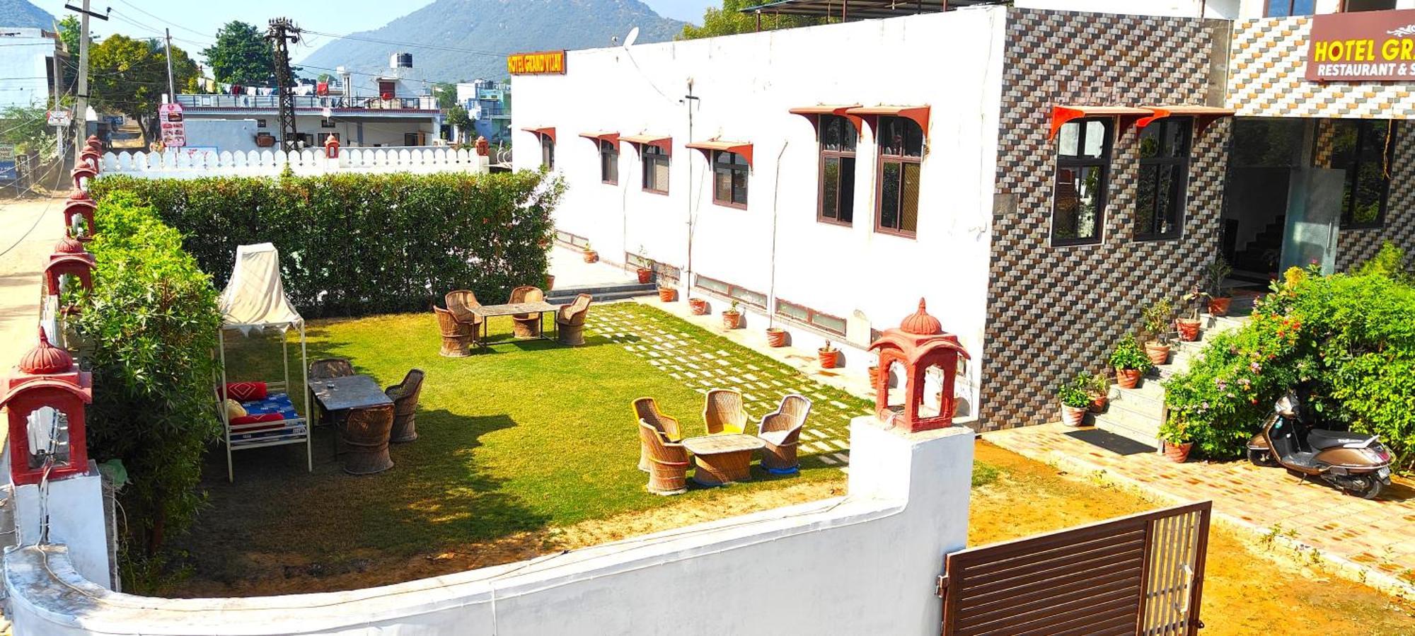 Hotel Grand Vijay Pushkar Eksteriør bilde